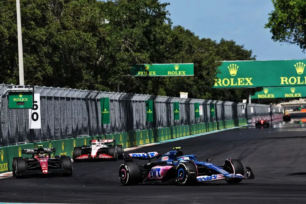 Pierre Gasly, Zhou Guanyu and Nico Hulkenberg at the Miami GP: Credit - Alpine