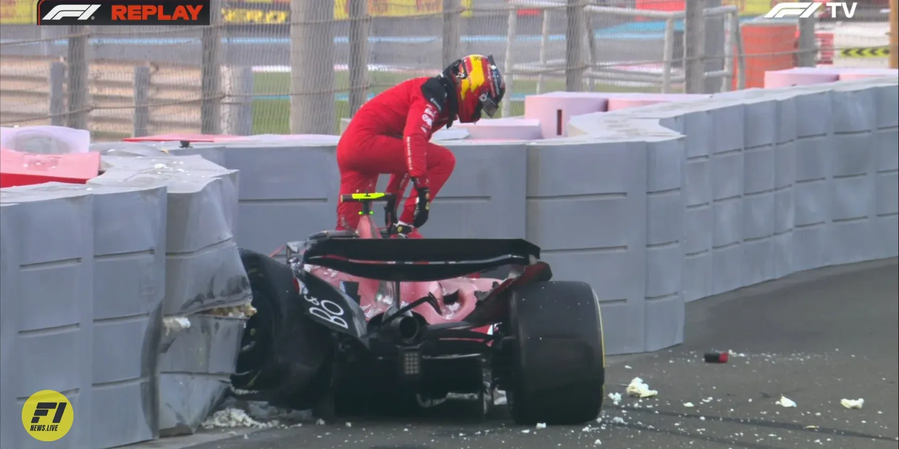 Carlos Sainz crash during free practice Abu Dhabi GP 2023