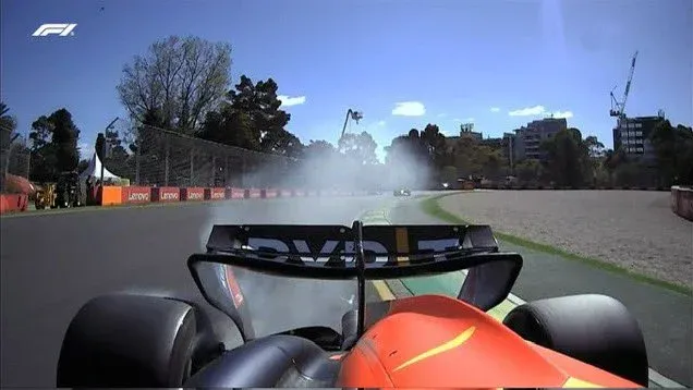 Smoke on Verstappen's right rear brake duct-F1TV