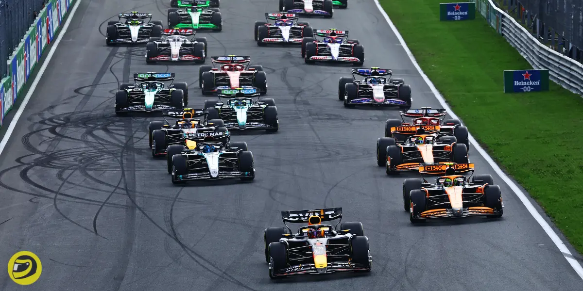 Max Verstappen overtaking Norris on the start of the Dutch GP-Pitinsider.com