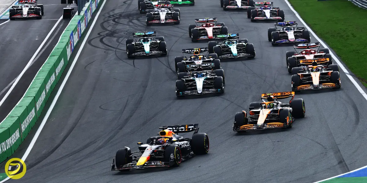 Max Verstappen overtaking Norris on the start of the Dutch GP-pitinsider.com