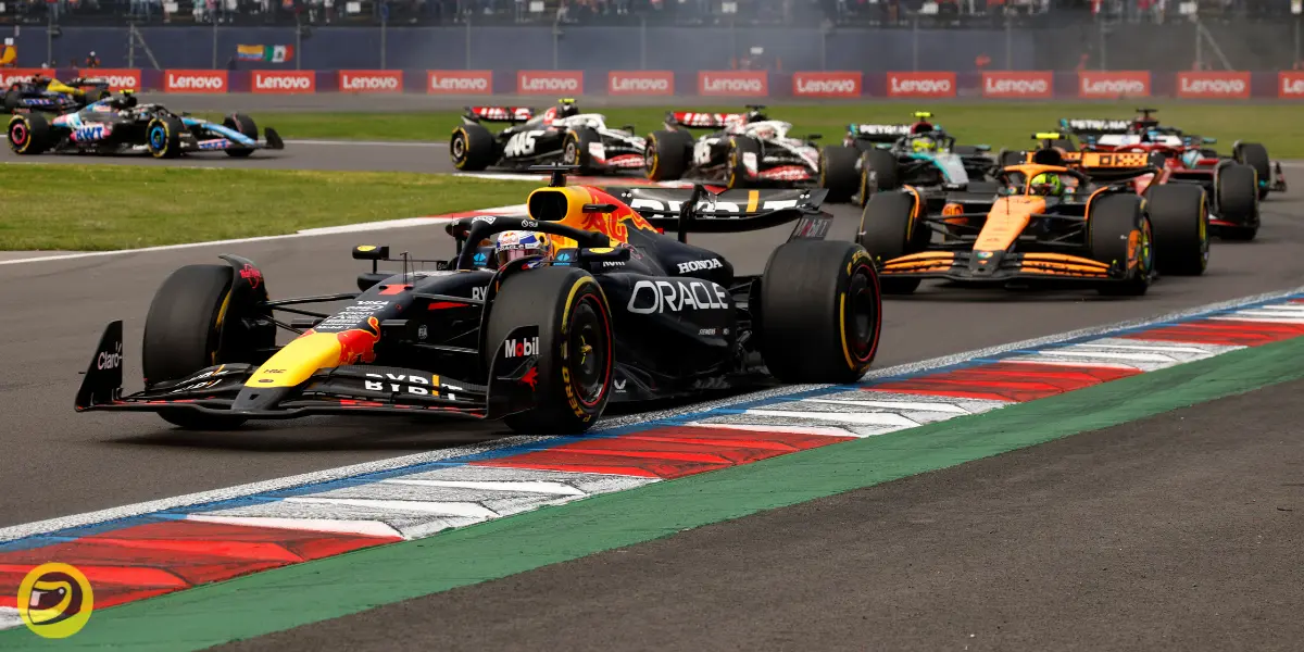 Max Verstappen and Lando Norris in Mexico GP-Pitinsider.com