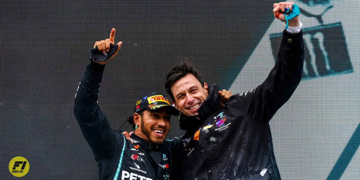 Lewis Hamilton and Toto Wolff during Turkish Grand Prix 2020 - Mercedes / LAT ImagesLewis Hamilton's contract renewal: Wolff reveals 'lawyers speaking to lawyers