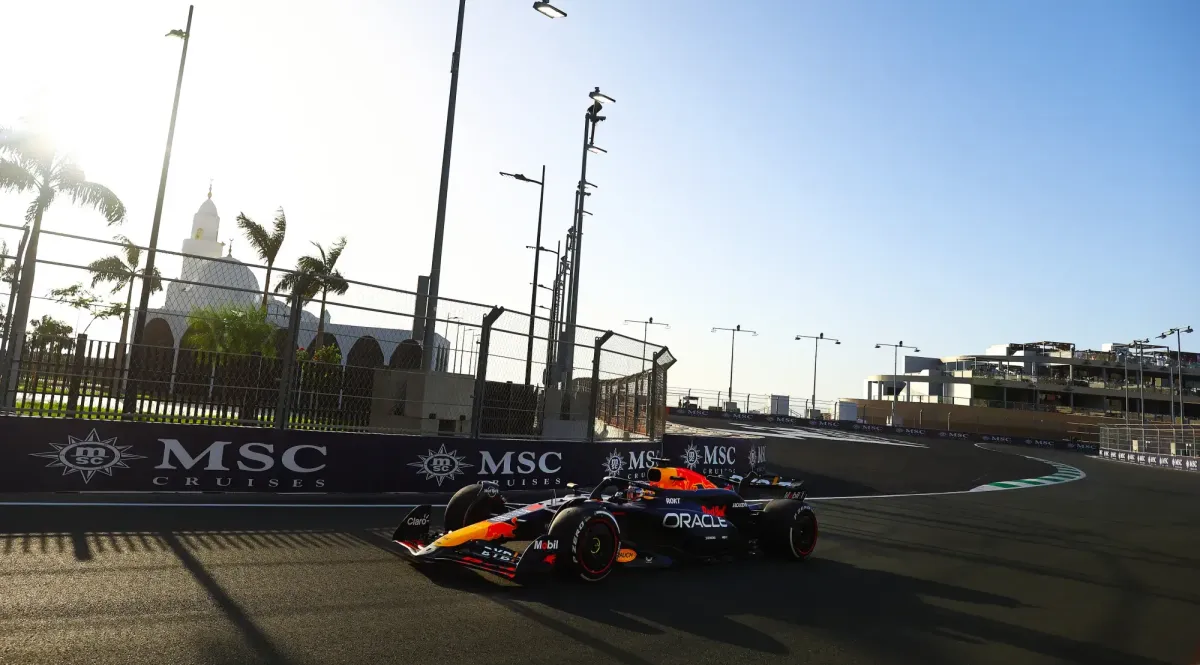 Max Verstappen tops Saudi Arabian GP FP1-Results