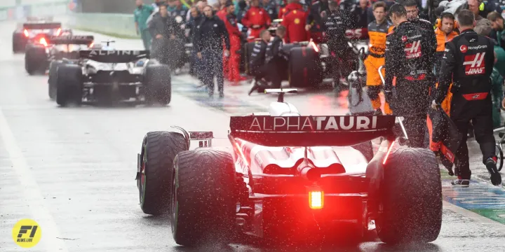 Traffic in the pit lane during Dutch GP 2023