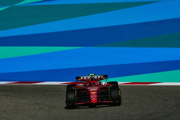 Carlos Sainz in FP3 at the 2024 Bahrain Grand Prix-Ferrari 